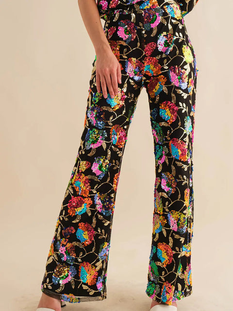 How to Style Floral Pants...so you look chic, not childish - Dressed for My  Day